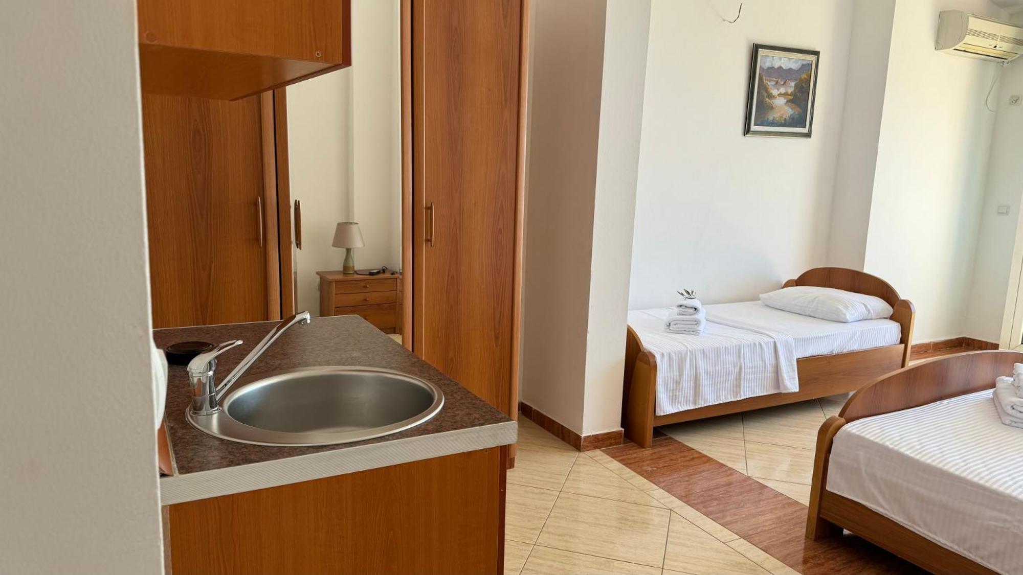 Sea La Vie Apartments Ulcinj Bagian luar foto