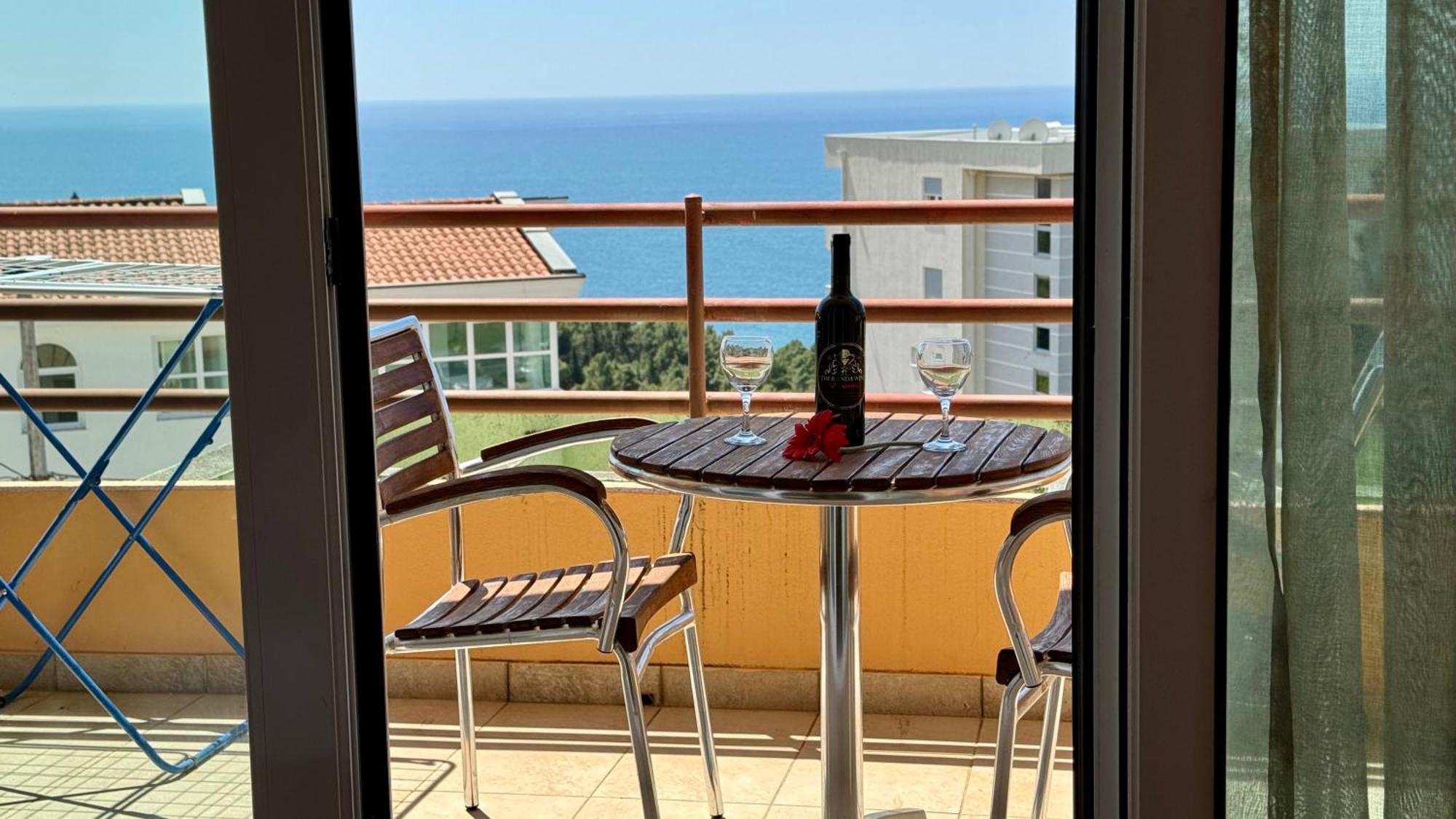 Sea La Vie Apartments Ulcinj Bagian luar foto