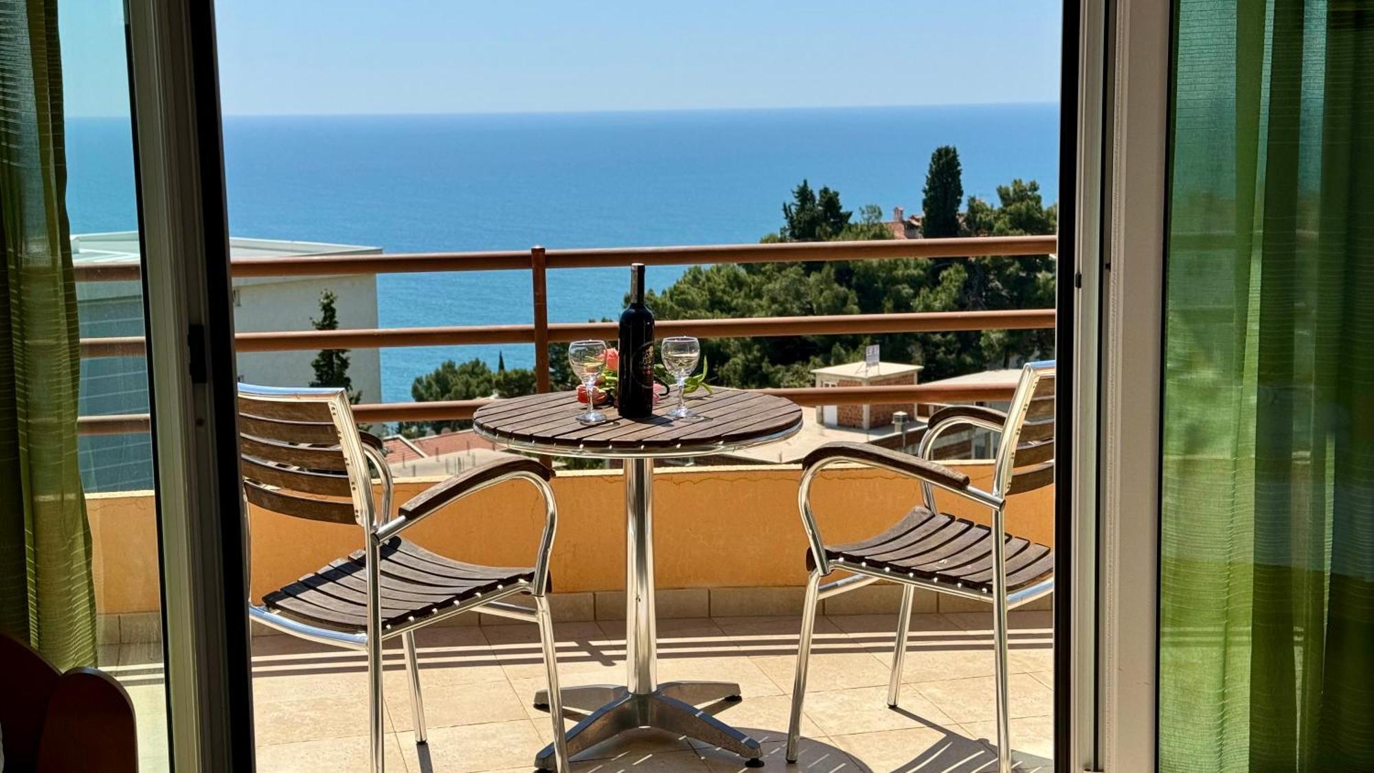 Sea La Vie Apartments Ulcinj Bagian luar foto