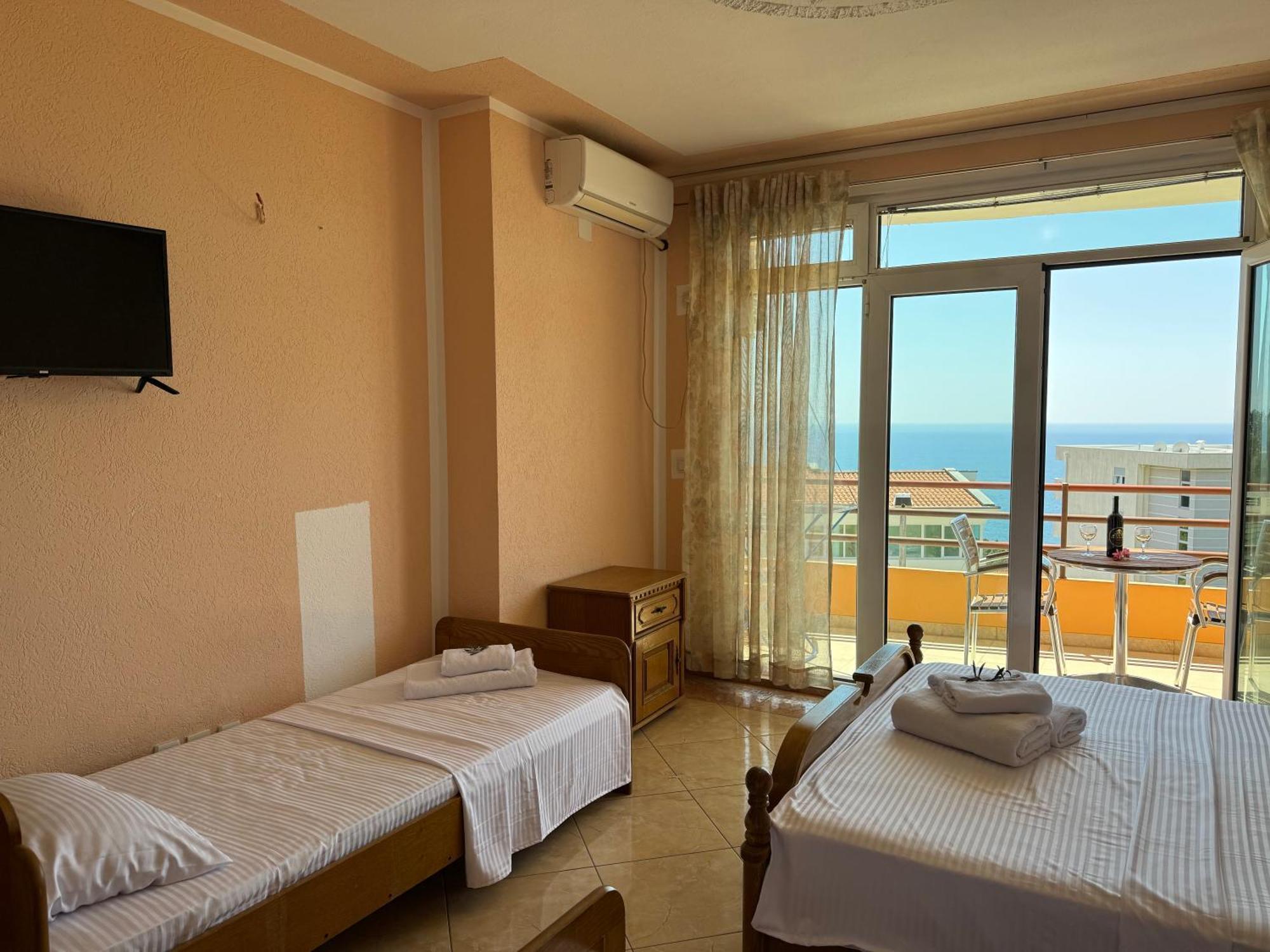 Sea La Vie Apartments Ulcinj Bagian luar foto