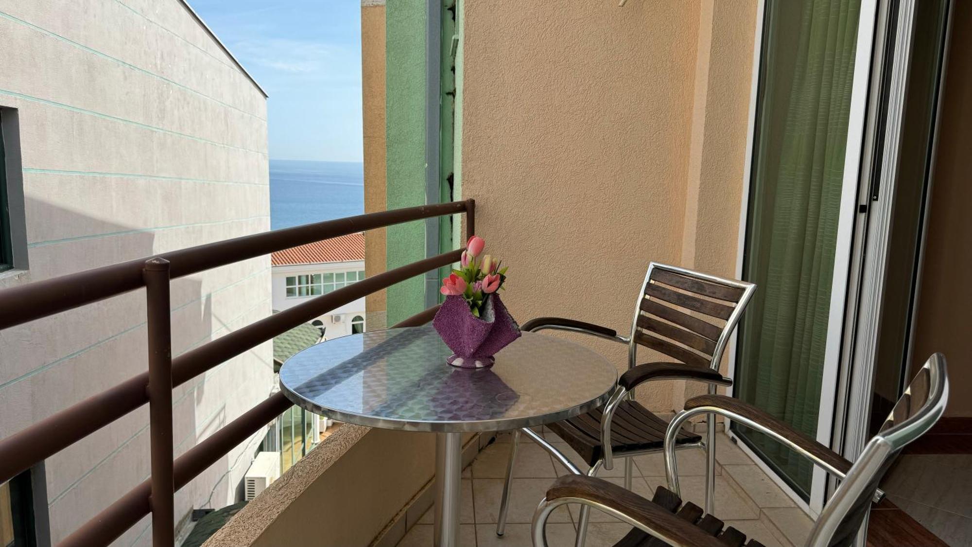 Sea La Vie Apartments Ulcinj Bagian luar foto